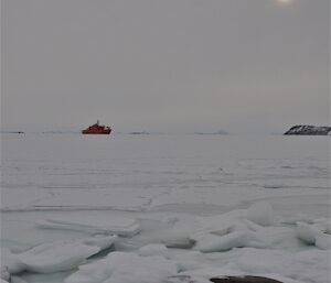 AA in sea-ice with helicopter at Davis