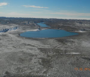 Dingle lake and Lake Stinear on the way to Trajer Ridge.