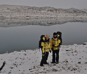 Expeditioners on the return journey from Deep Lake