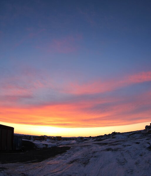 Colour in the sky at Davis 2012