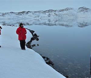 Reading the depth gauge at Deep Lake