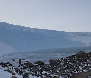 Big ice scoop at the plateau / vestfolds interface