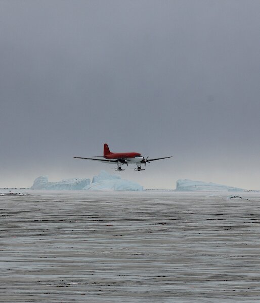 Basler JKB coming in to land at Davis