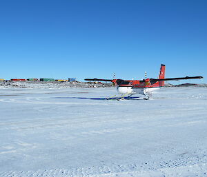 Twin Otter at Davis Oct 2012