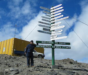 Steve Edwards and the Davis signpost