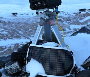 Observation camera, complete with solar panel and tough pelicase protection