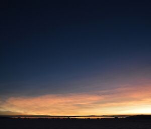 Horizon photo showing polar stratospheric cloud, 7 July