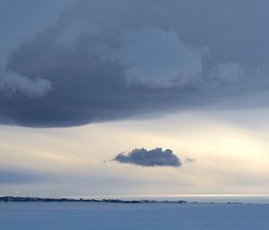 Lenticular cloud over Vestfolds view from the Plateau