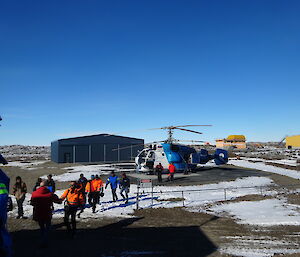 expeditioners from the Indian helicopter greeted by the Australian team