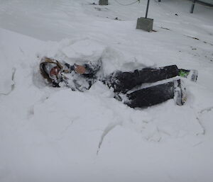 expeditioner romping around in the snow