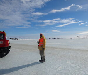 Expeditioner overseeing the rescue operations