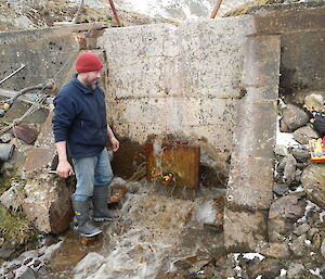 Robby stops the dam leak (with Tom’s assistance — not pictured)