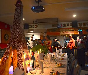 A close up of the Eiffel Tower decoration on the dinner table