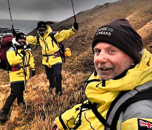 Graeme’s selfie walking to Pyramid Peak