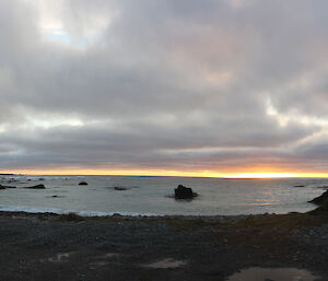 A beautiful sunset at Hassleborough Bay