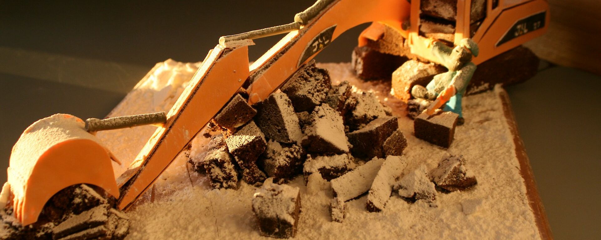 A cake that looks like a CAT excavator