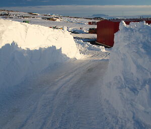 Road through blizz tail