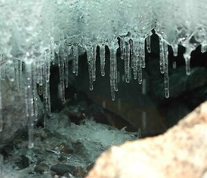 Ice stalactites