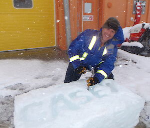 Expeditioner doing an ice carving