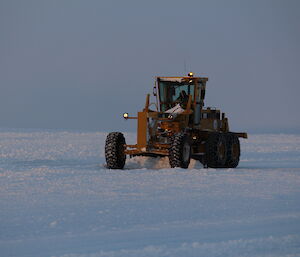 Expeditioner at work on the runway