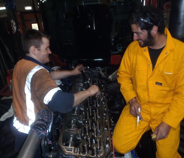 Diesel mechancis at work