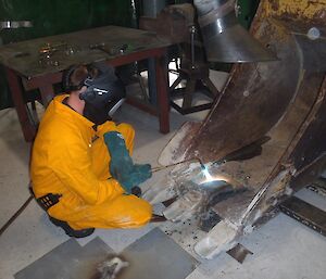 Repairs on excavator bucket