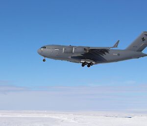 aircraft lands at Wilkins