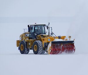 A snow blower at Wilkins Aerodrome