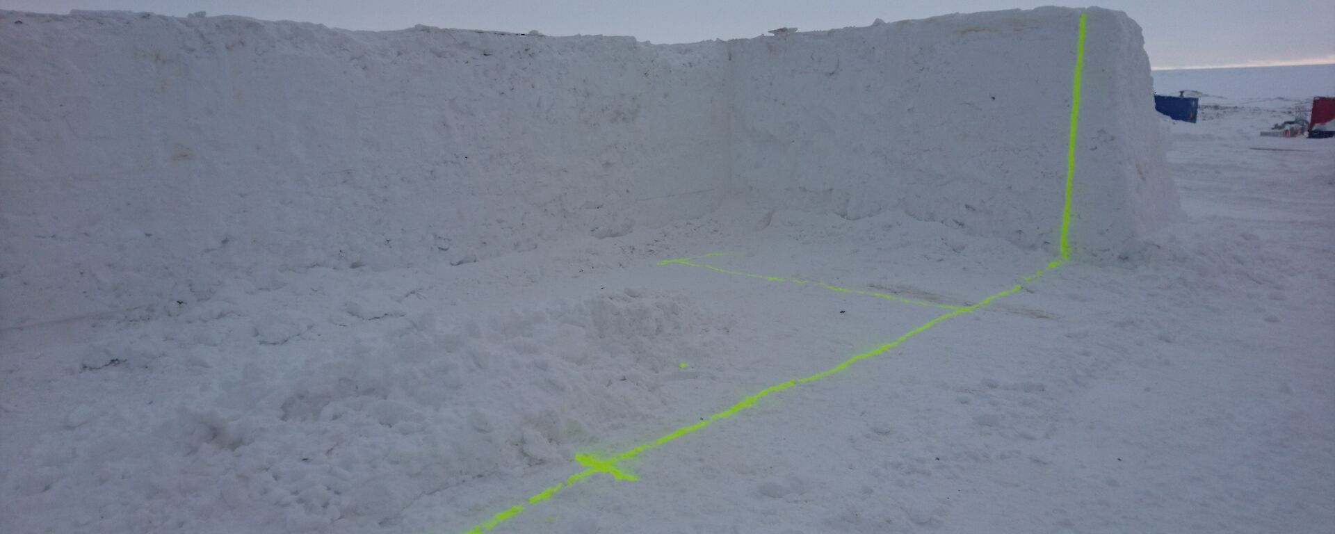 Square shape in snow