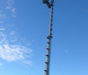 Mark up an anemometer mast