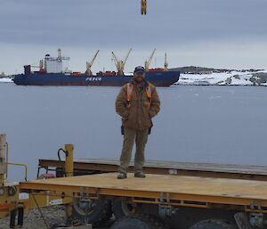 Brendan standing on the wharf at Casey 2009.