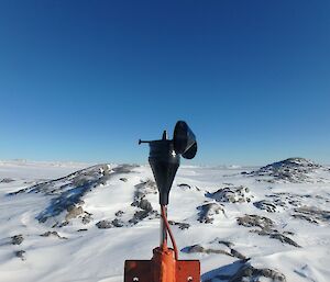 A damaged anemometer.