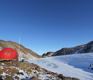 The round looking Trajer Ridge melon hut in the Vestfold Hills