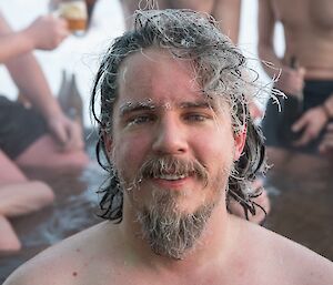 Ralph looking icy in the hot tub.
