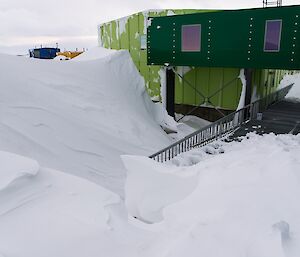 The LQ deck constantly being inundated by snow.