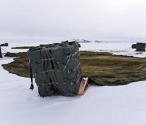 A pallet with its parachute.