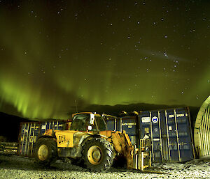 Macca turned on a lovely aurora to welcome the new residents