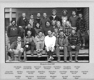 A group photo of the expeditioners of the 1999 ANARE