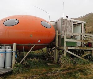 Brothers Point Googie field hut