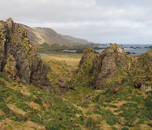 Rock stacks of the ‘Labyrinth’ on the west coast south of Bauer Bay.