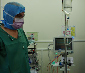 LSA Geoff monitoring the administration of IV fluids during the surgery training exercise
