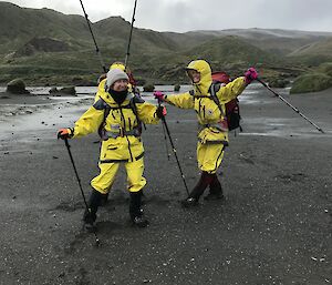 Annette Fear, Peter Lecompte and Danielle McCarthy at Bauer Bay during field training on Macquarie Island