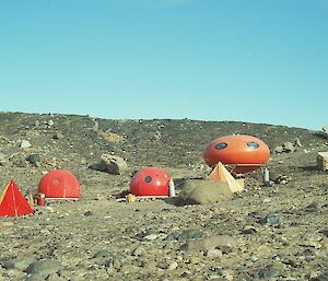 The Hop Island Googie along with apple huts and tents, 1995