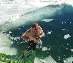 Robbie about to enter the water