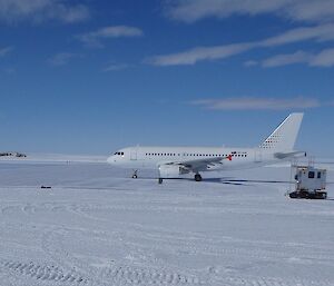 A319 on the ice runway
