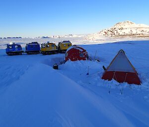 A melon buildings, polar tent and 2x hagglunds