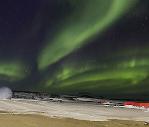 A green aurora australis over Mawson