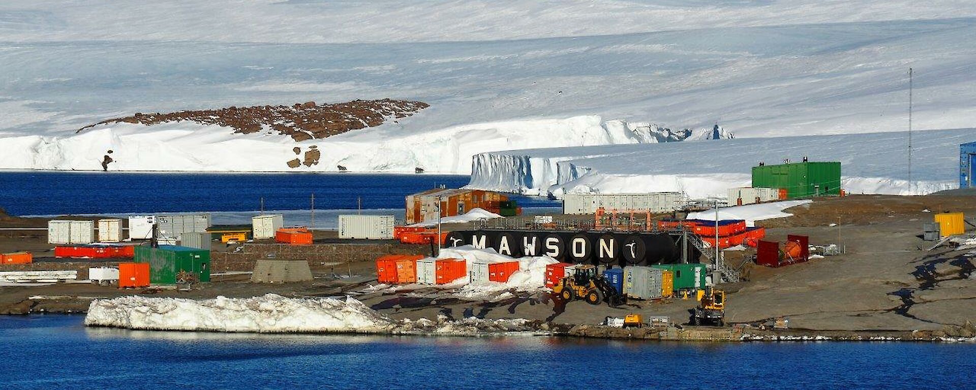 Sea ice now melting out in East Bay (background) as well as Horsehoe Harbour