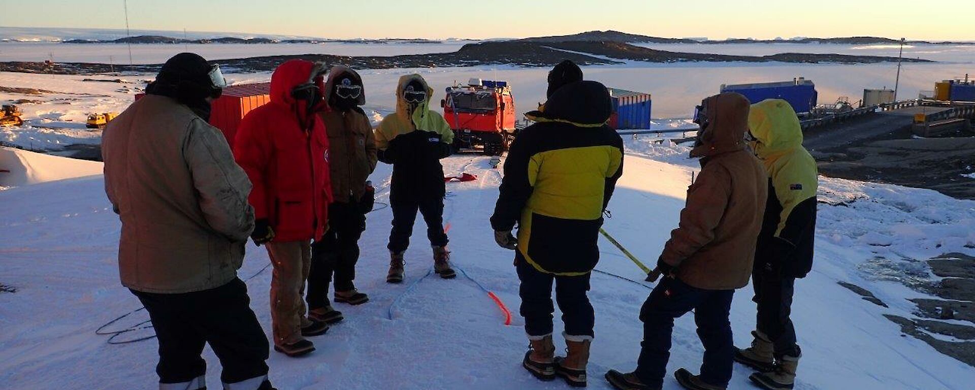 The training group being talked through the set upr equired to pull a Hagg out of the sea