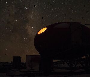 Beche Googie on a clear starlit night